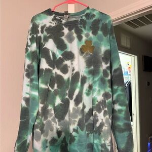 Gildan Green Tie-Dye Sweatshirt